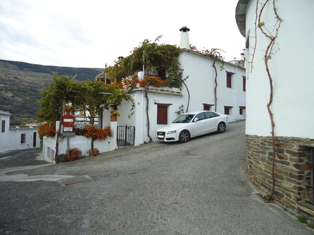Apartamentos Rurales Las Chimeneas Capileira Eksteriør billede