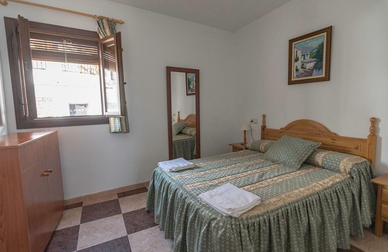 Apartamentos Rurales Las Chimeneas Capileira Eksteriør billede