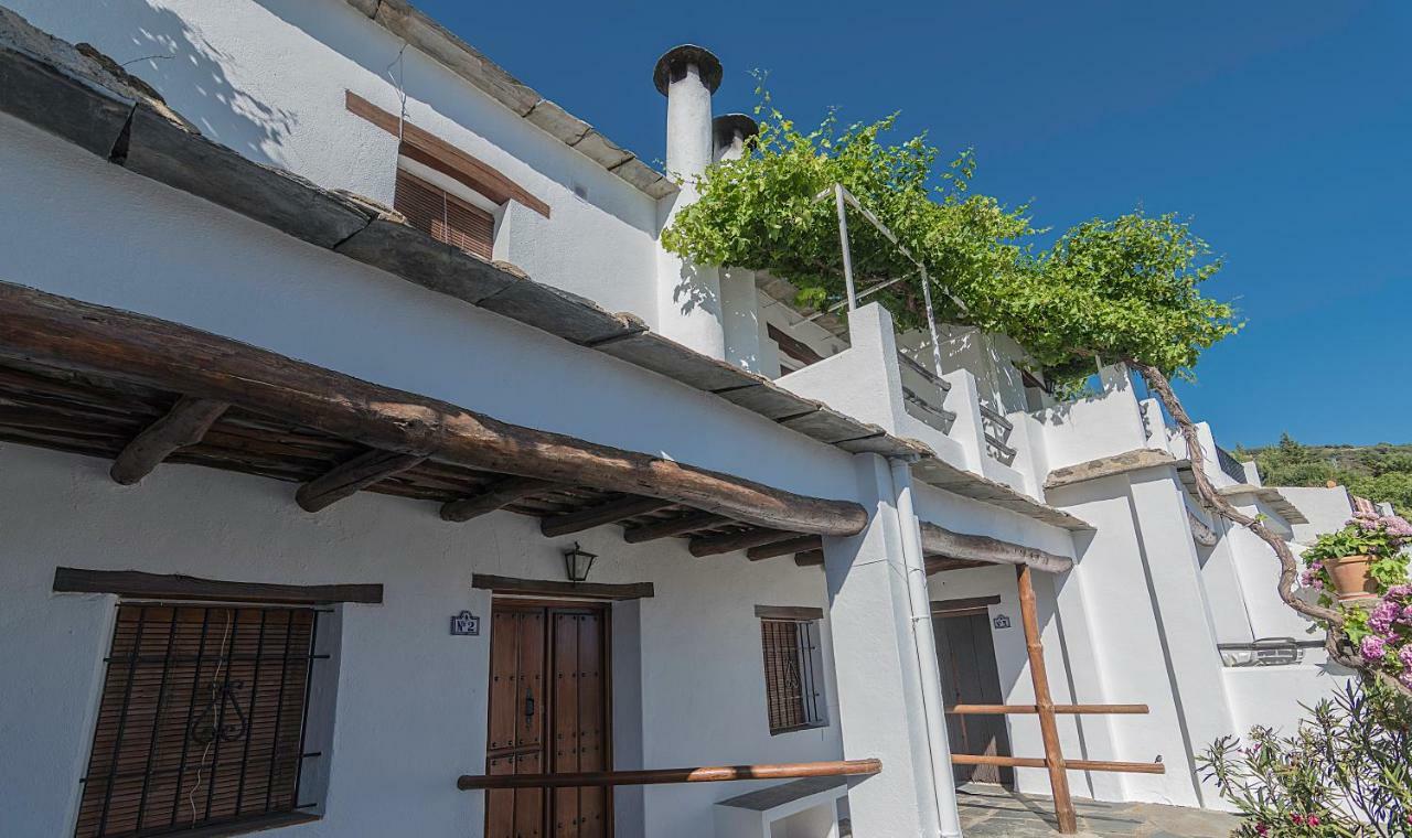 Apartamentos Rurales Las Chimeneas Capileira Eksteriør billede