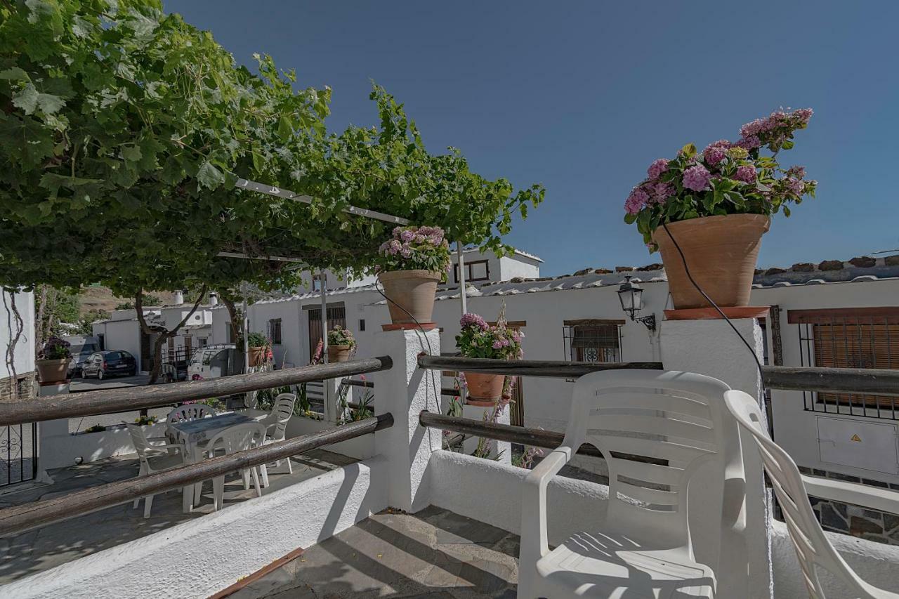 Apartamentos Rurales Las Chimeneas Capileira Eksteriør billede
